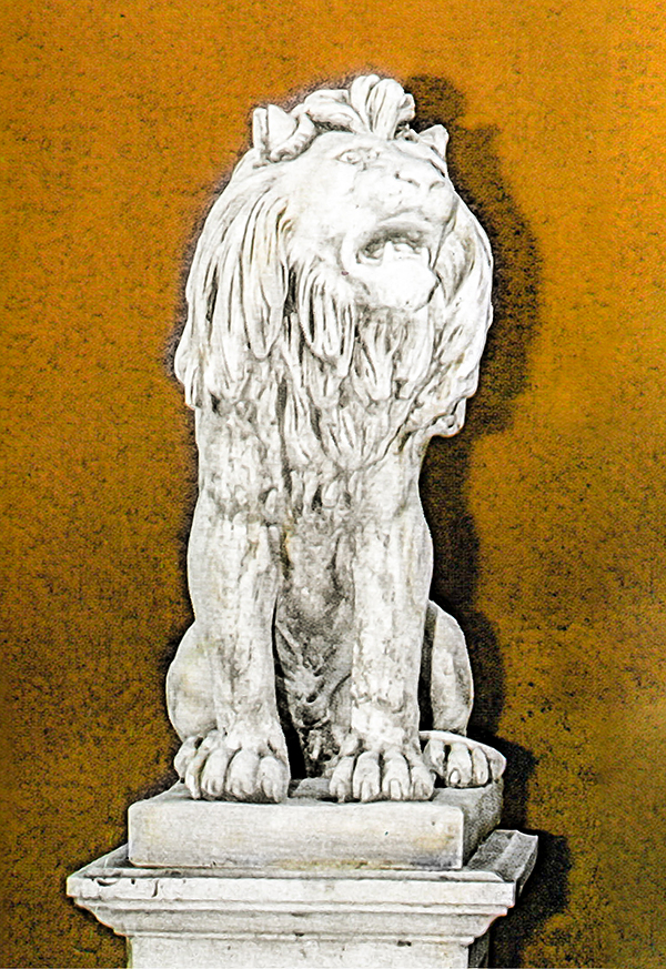 ファルネーゼ家のライオン（左）